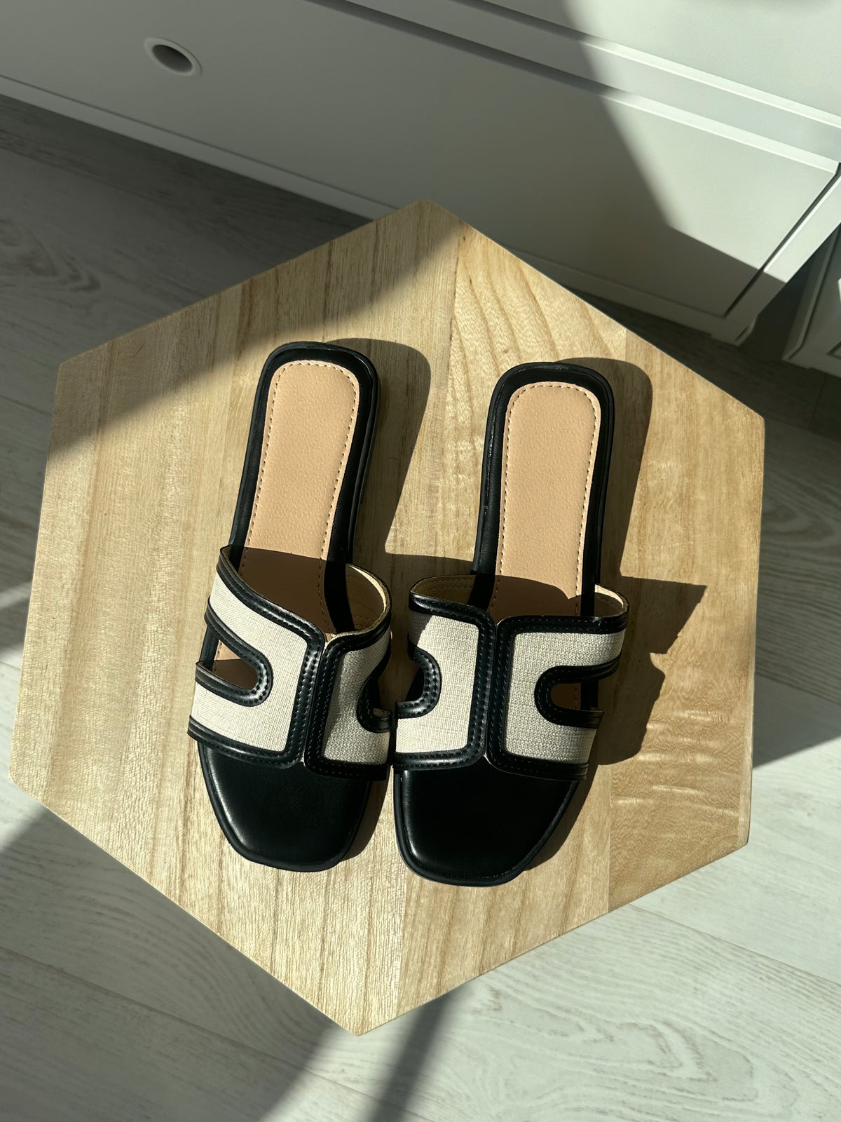 Sandales plates