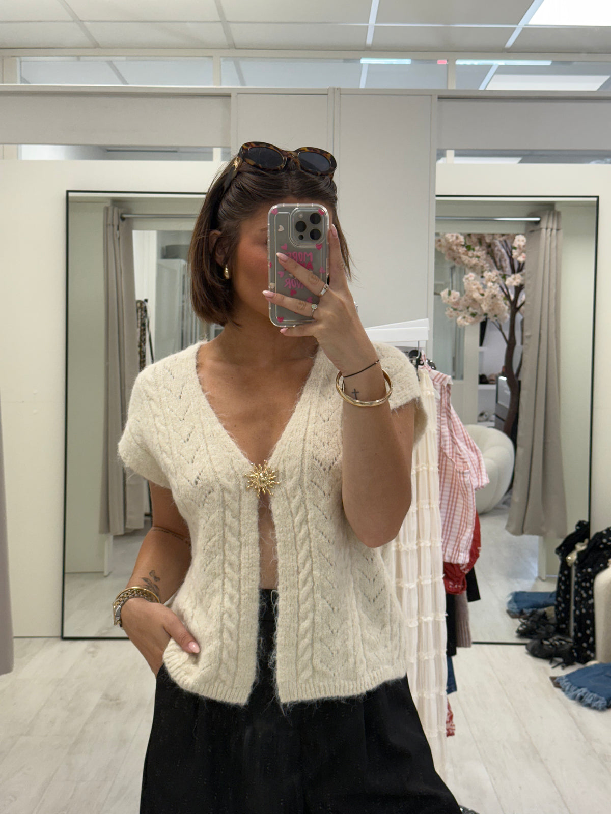 Gilet court ajouré – Fermeture bijou